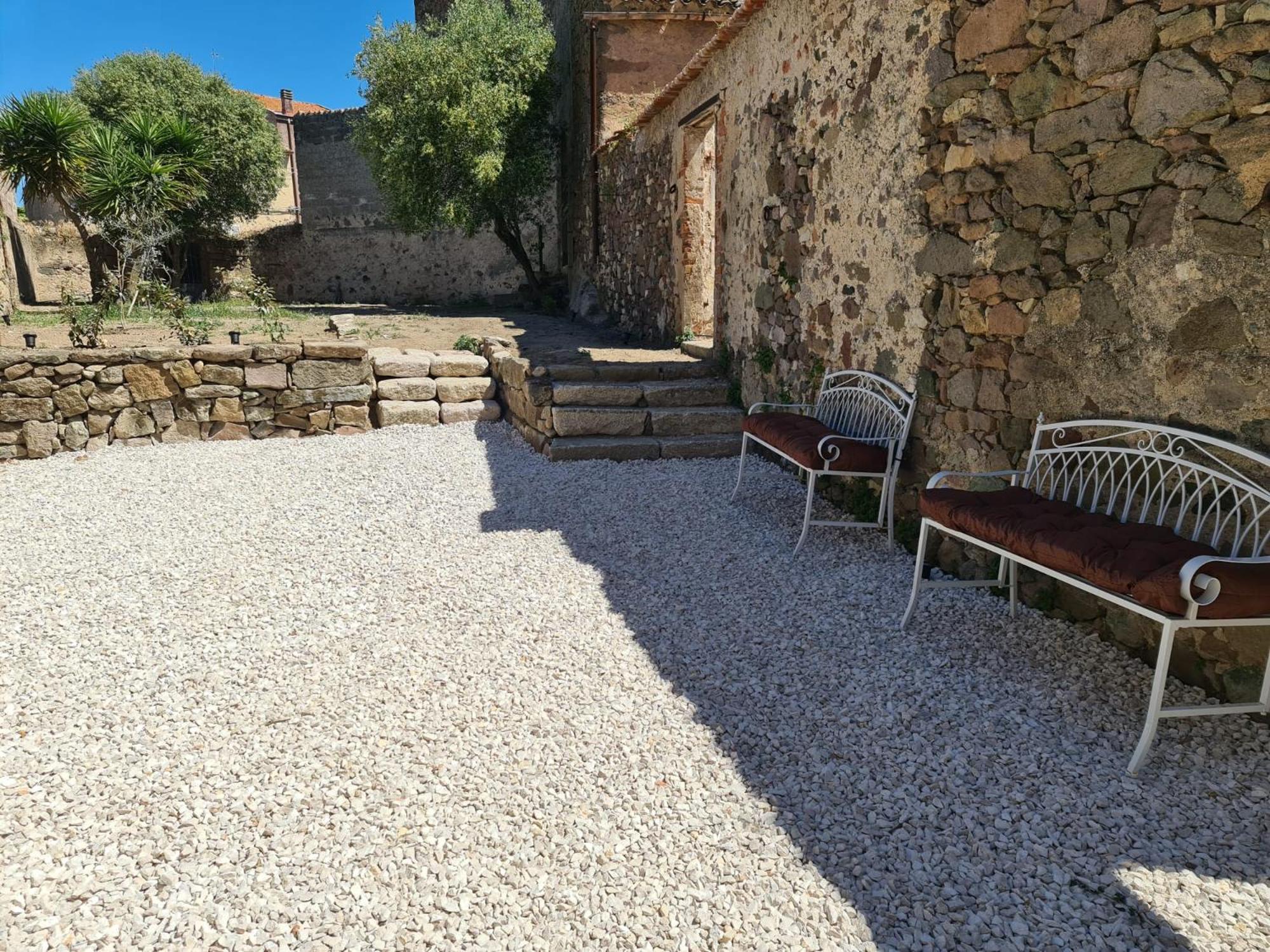 Borgo Santo Stefano Villa Oschiri Екстериор снимка